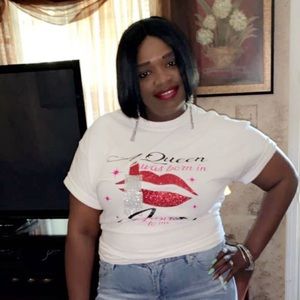 Meet your Posher, Veronica